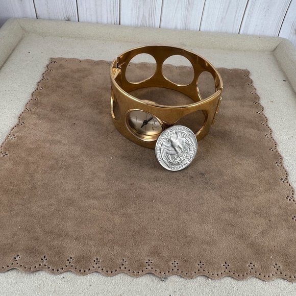 Vintage Marcel Boucher Round Hinged Cuff Bracelet Manual Winding Watch - Picture 10 of 10